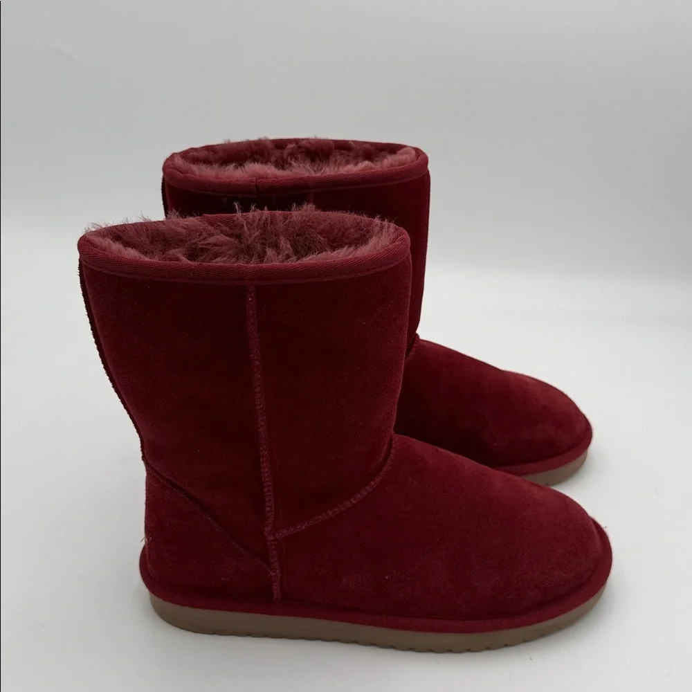 Koolaburra Ugg Women Burgundy Suede Winter Boots 8 slip on faux fur lined comfy
